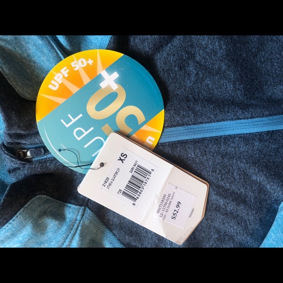 Awesome half zip - Picture 2 of 6